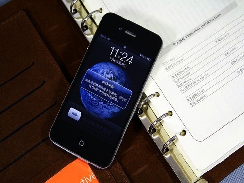 无需预订 行货苹果iPhone 4售4999元